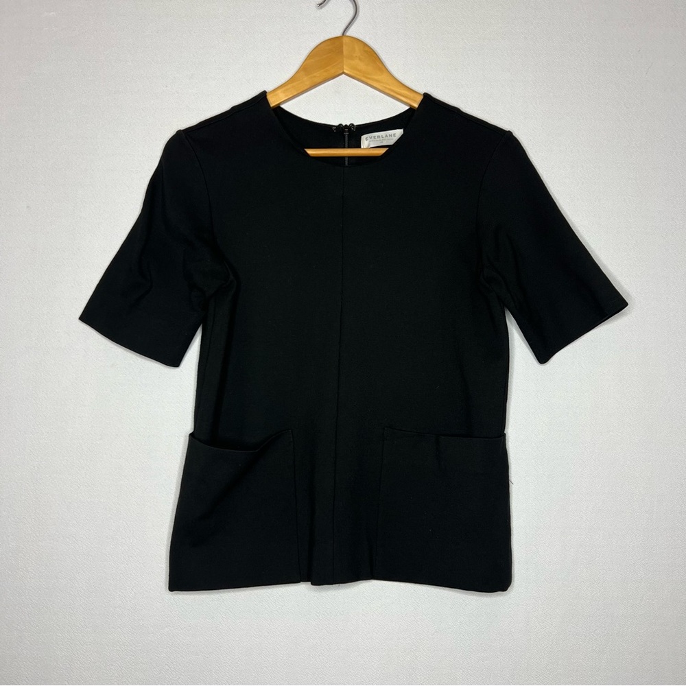 Everlane Ponte Knit Short Sleeve Black Front Pockets Heavyweight Blouse Size XS - Picture 1 of 8
